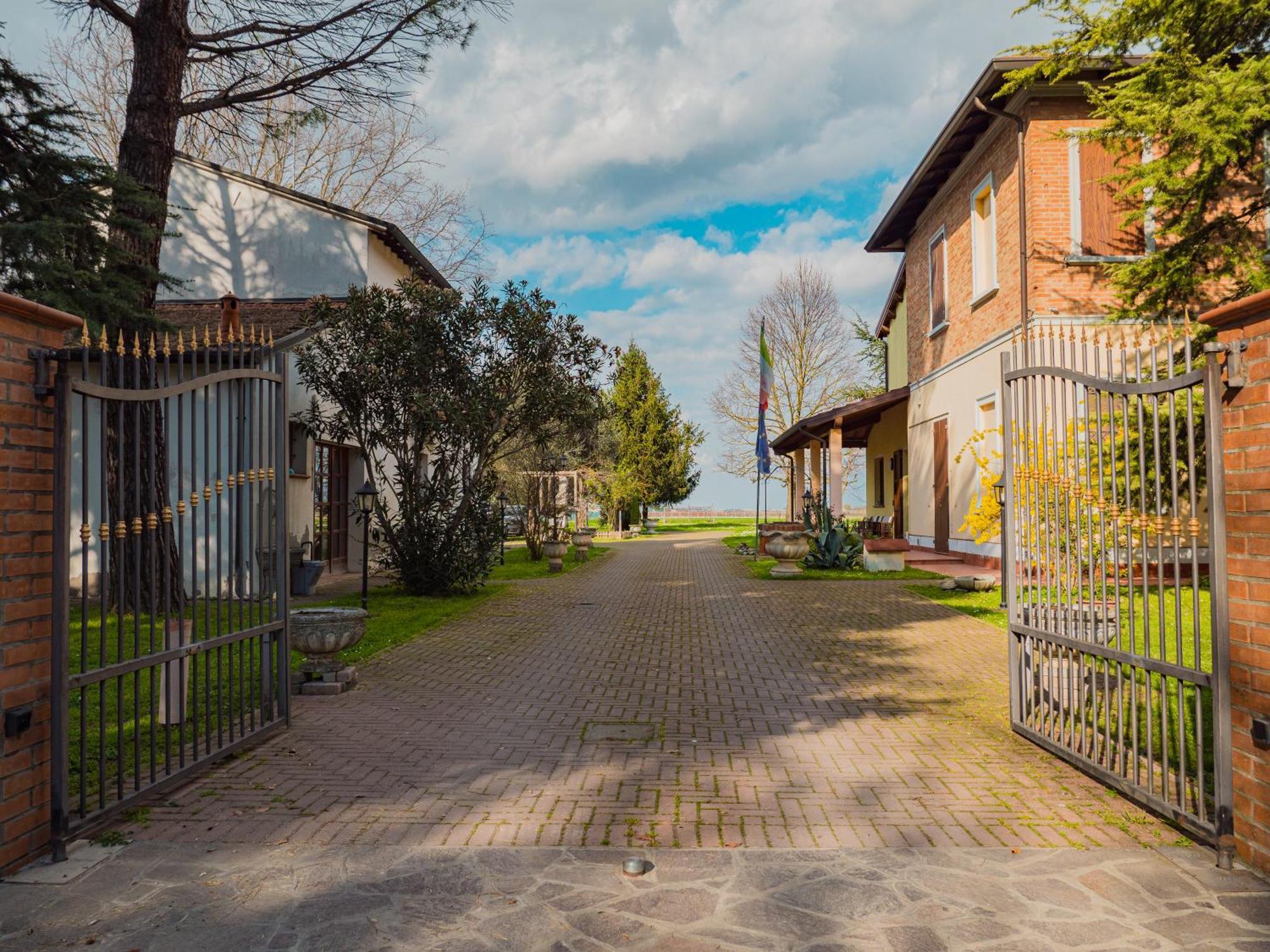 B&B Villa Erika Lugo (Ravenna) Exterior foto